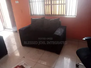 Nice Single Cushion