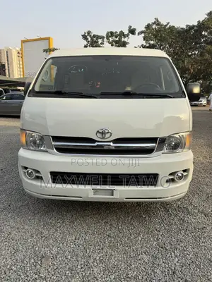 Toyota HiAce 2020 White
