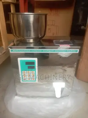 1-100g Granule Powder Filling Machine