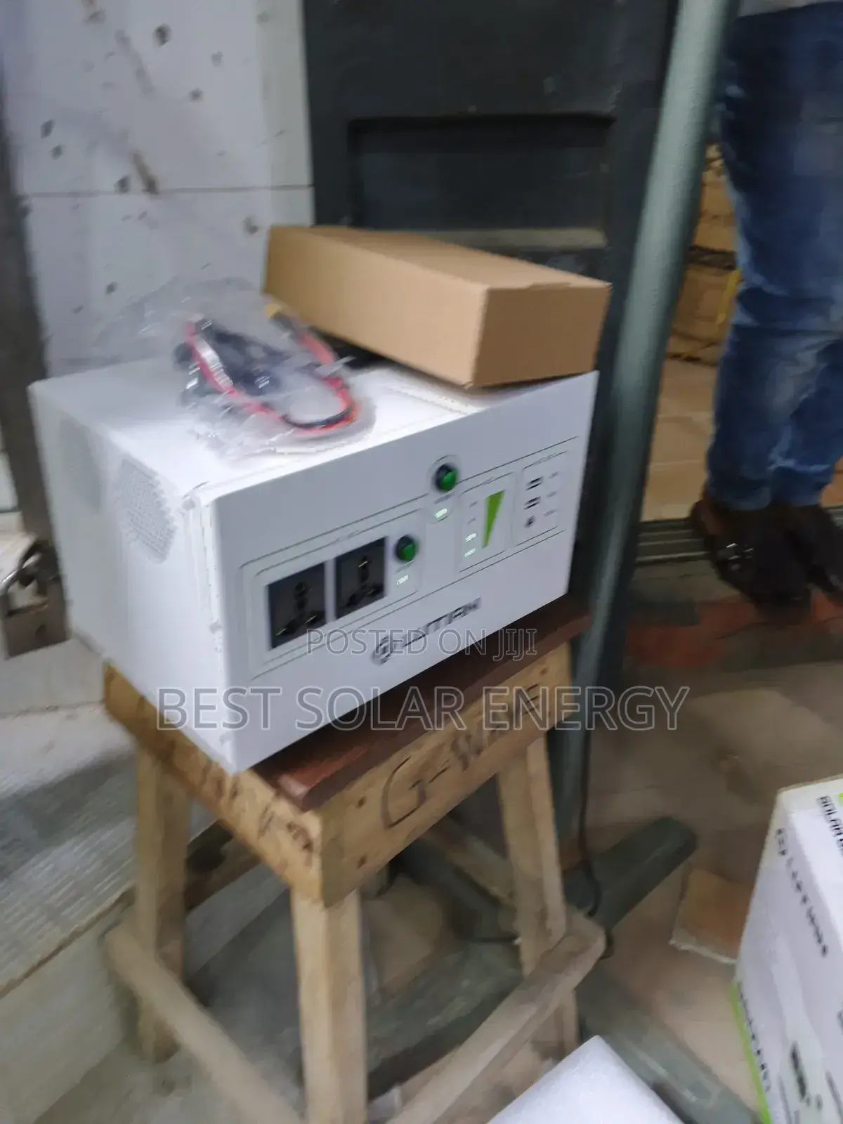 Lutian 1000watt Solar Generator With Panel