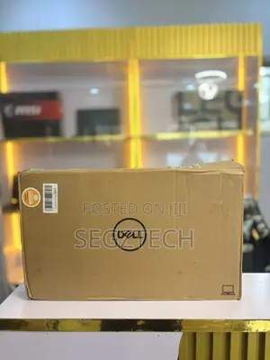 Laptop Dell G15 5535 16GB AMD Ryzen 7 SSD 512GB