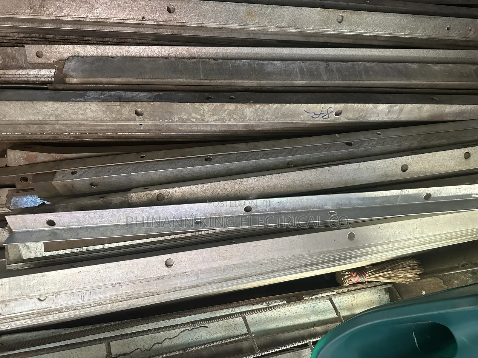 Angle Iron 6ft 4mm