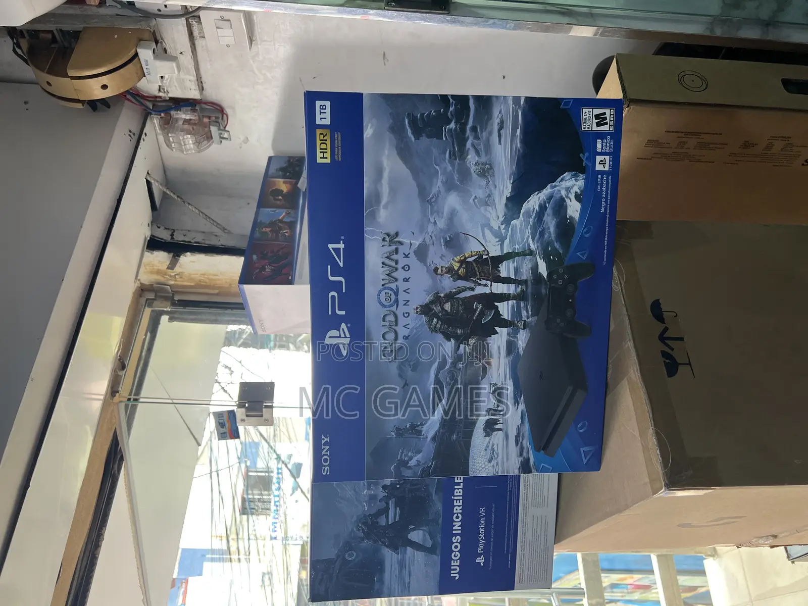 Play Station 4