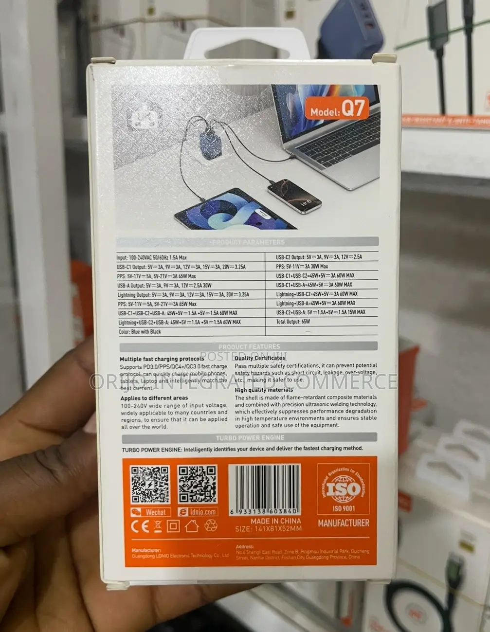 Gan 65 Super Fast Charger Gan Technology 2xusb-C+1xlightning+1xusb-A
