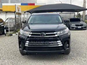 Toyota Highlander 2015 Black