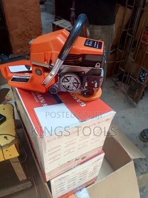 Gasoline Chain Saw 12"