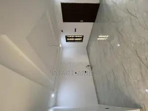 2bdrm Block of Flats in Fo1, Abuja (FCT) for rent