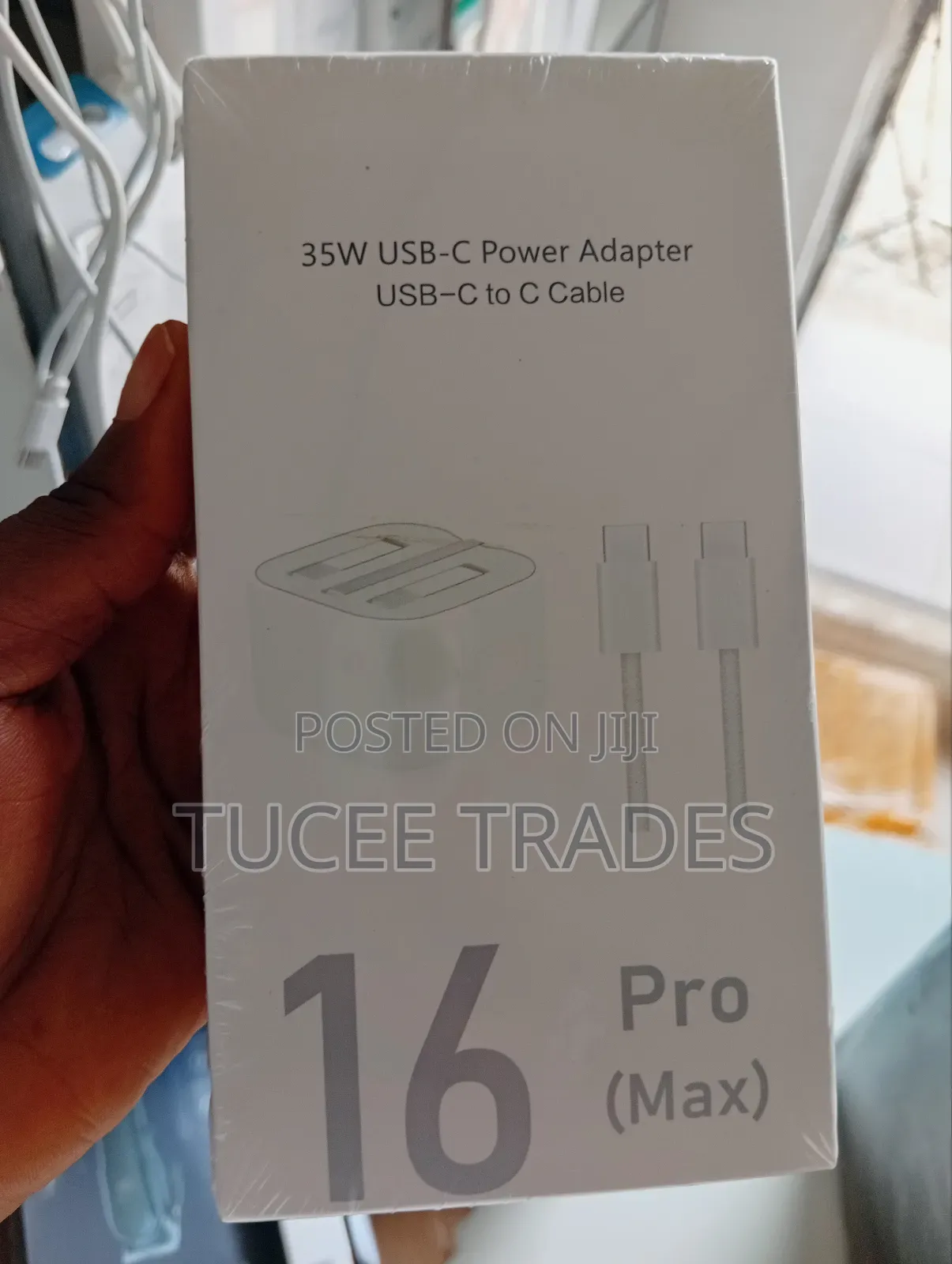 iPhone 16 Pro Max Charger