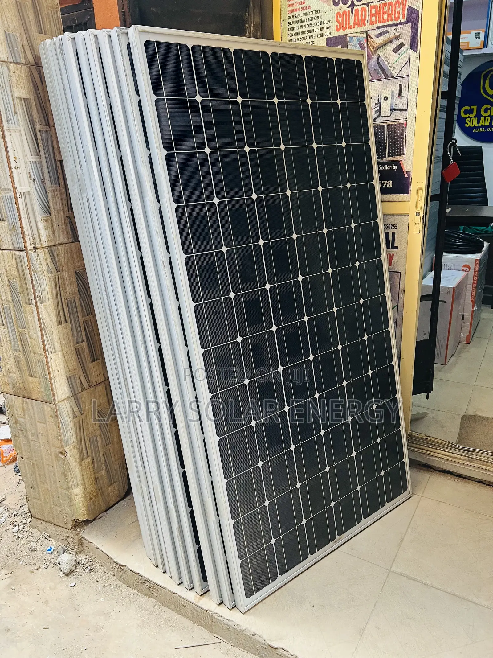 300w Canadian Solar Panel
