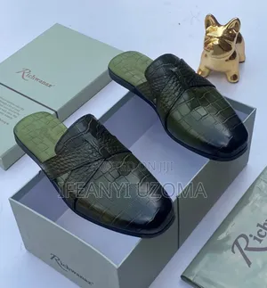 High Quality Leather Men Half Shoe