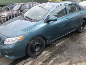 Toyota Corolla 2010 Blue