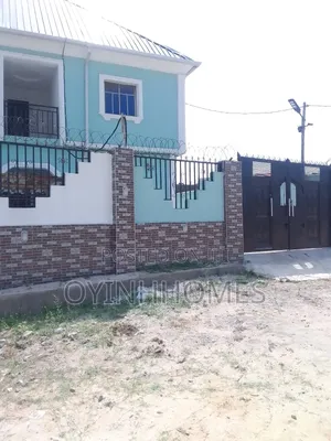 2bdrm Block of Flats in Fredrik Estate, Ikorodu for rent