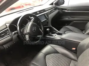 Toyota Camry 2018 Red