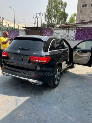 Mercedes-Benz GLC-Class 2017 Black