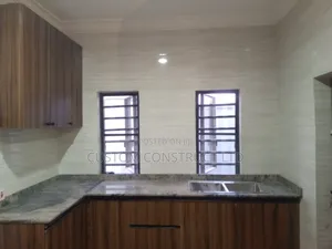 Modern Kitchen Cabinets Custom Designed to Fit Your Kitchen Perfectly