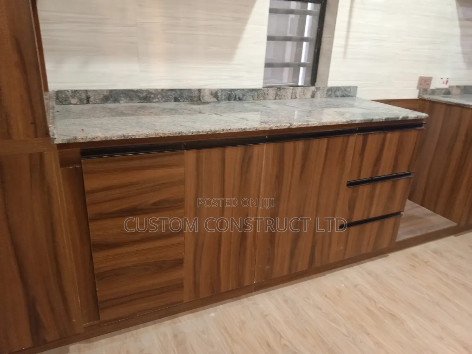 Modern Kitchen Cabinets Custom Designed to Fit Your Kitchen Perfectly