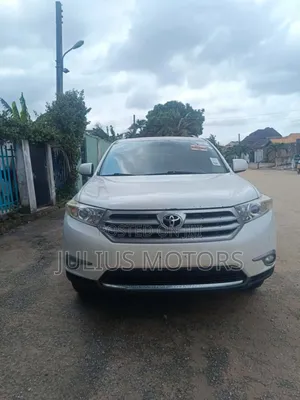 Toyota Highlander 2011 White