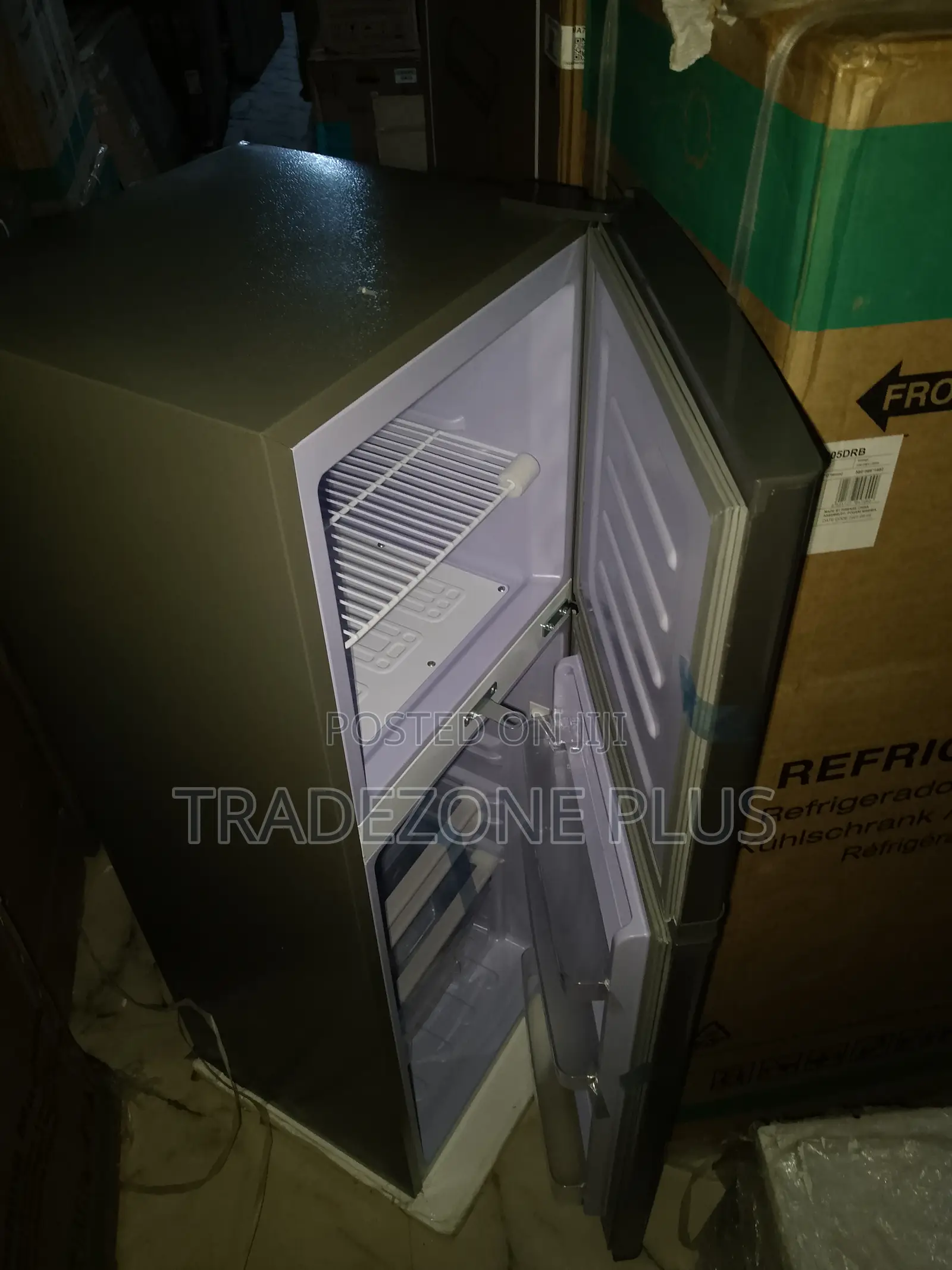 Lg Gc-260 Refrigerator With Spacious Interior Storage