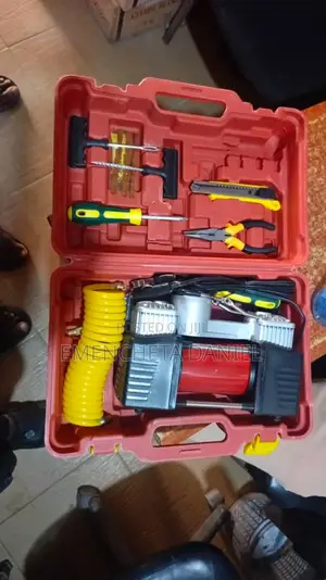 Portable Car Tyre Inflator – Heavy Duty Air Compressor Kit