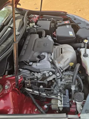 Toyota Camry 2016 Maroon