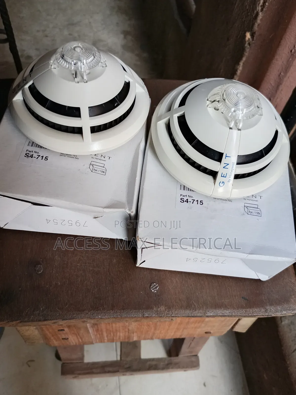 Waterproof Socket