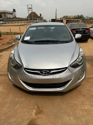 Hyundai Elantra SE 4dr Sedan (1.8L 4cyl 6A) 2014 Silver