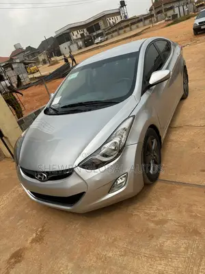 Hyundai Elantra SE 4dr Sedan (1.8L 4cyl 6A) 2014 Silver