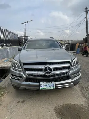 Mercedes-Benz GLE-Class GLE 550 4MATIC 2015 Gray