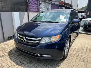 Honda Odyssey Touring 4dr Minivan (3.5L 6cyl 6A) 2014 Blue