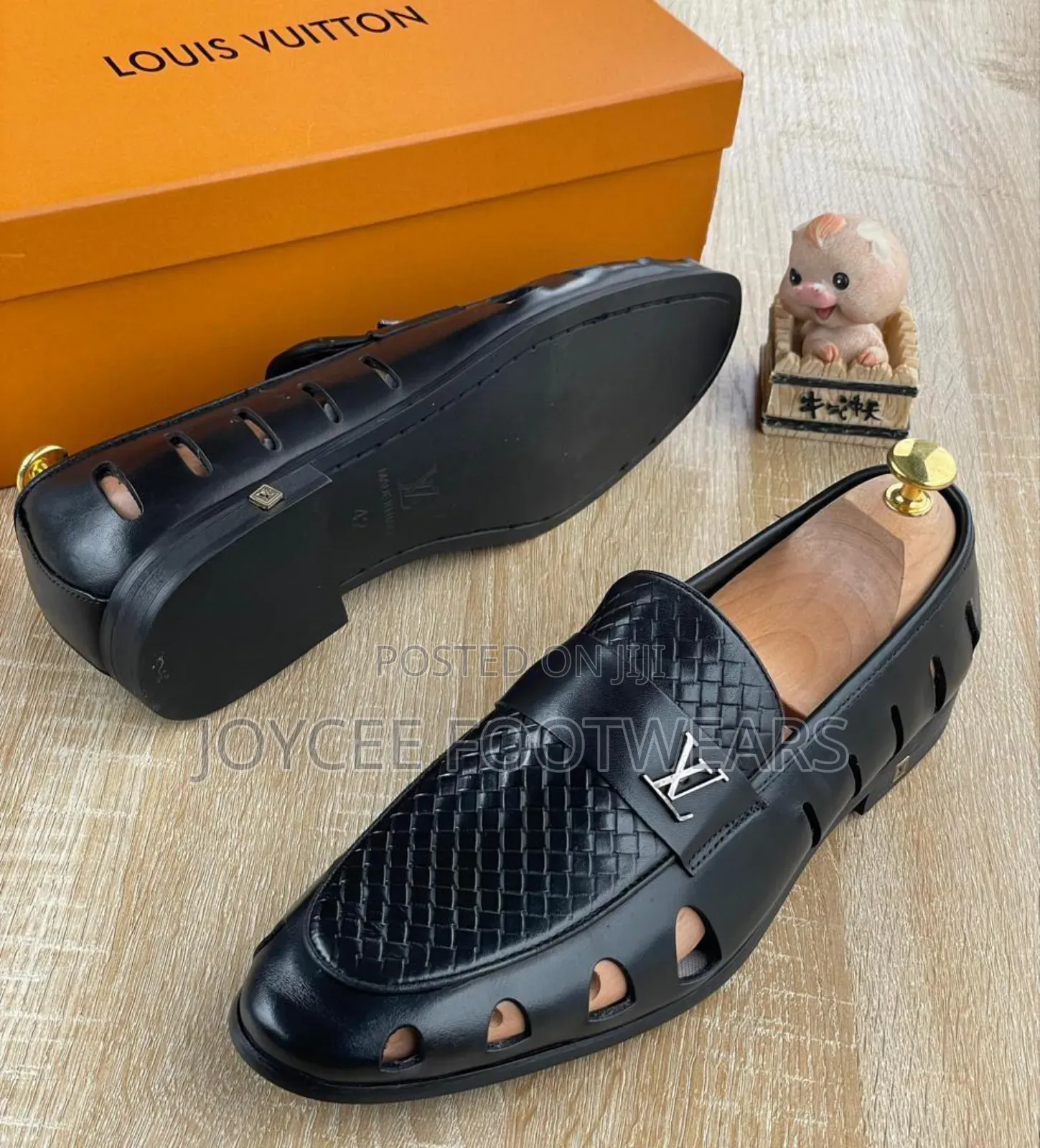 Lv Original Dull Leather Sandal Shoe Flat Sole
