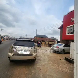 6bdrm Bungalow in Omi Adio for sale