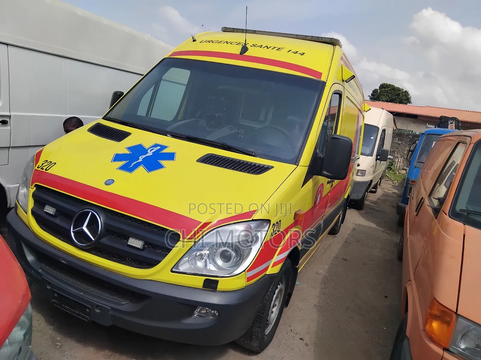 Mercedes-Benz Sprinter 2014 Yellow