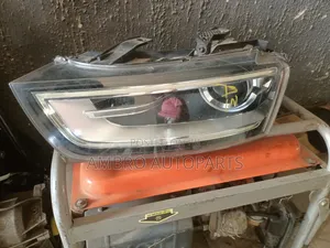 Complete Head Lamp Audi Q3 2016