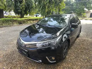 Toyota Corolla 2015 Black