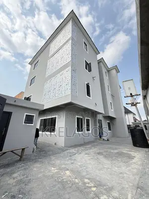 Premium Open - Floor Office Spaces With Lift