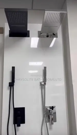 Elongated Conduit Shower Set