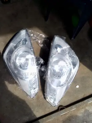 Head Lamp Hyundai H1 2012