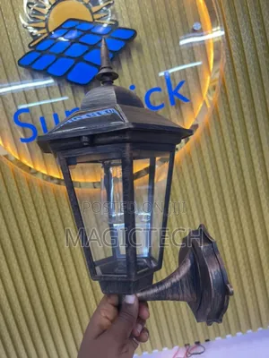 Suntrick Fence Light