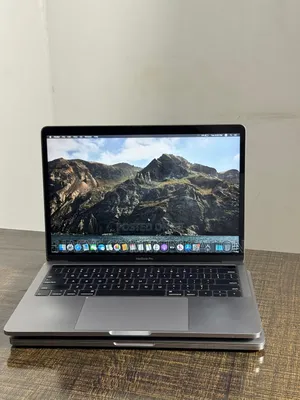 Laptop Apple MacBook Pro 2017 16GB Intel Core I7 SSD 256GB