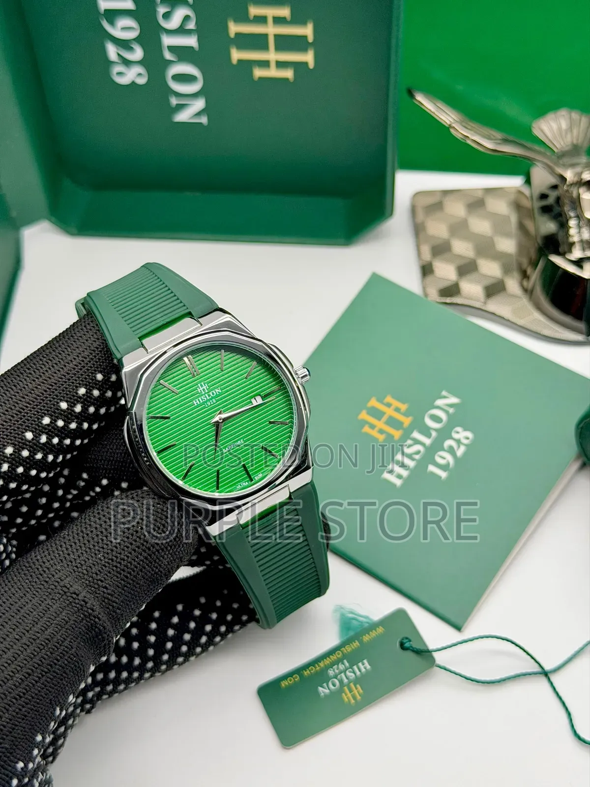 Hislon Rubber Strap Non Tarnish Quality Watch