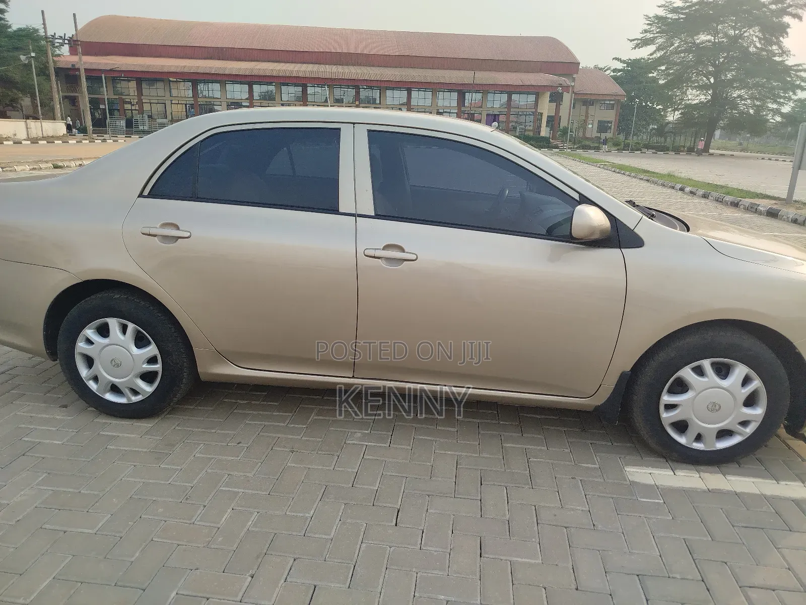Toyota Corolla 1.8 Exclusive Automatic 2009 Gold