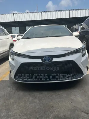 Toyota Corolla 2021 White