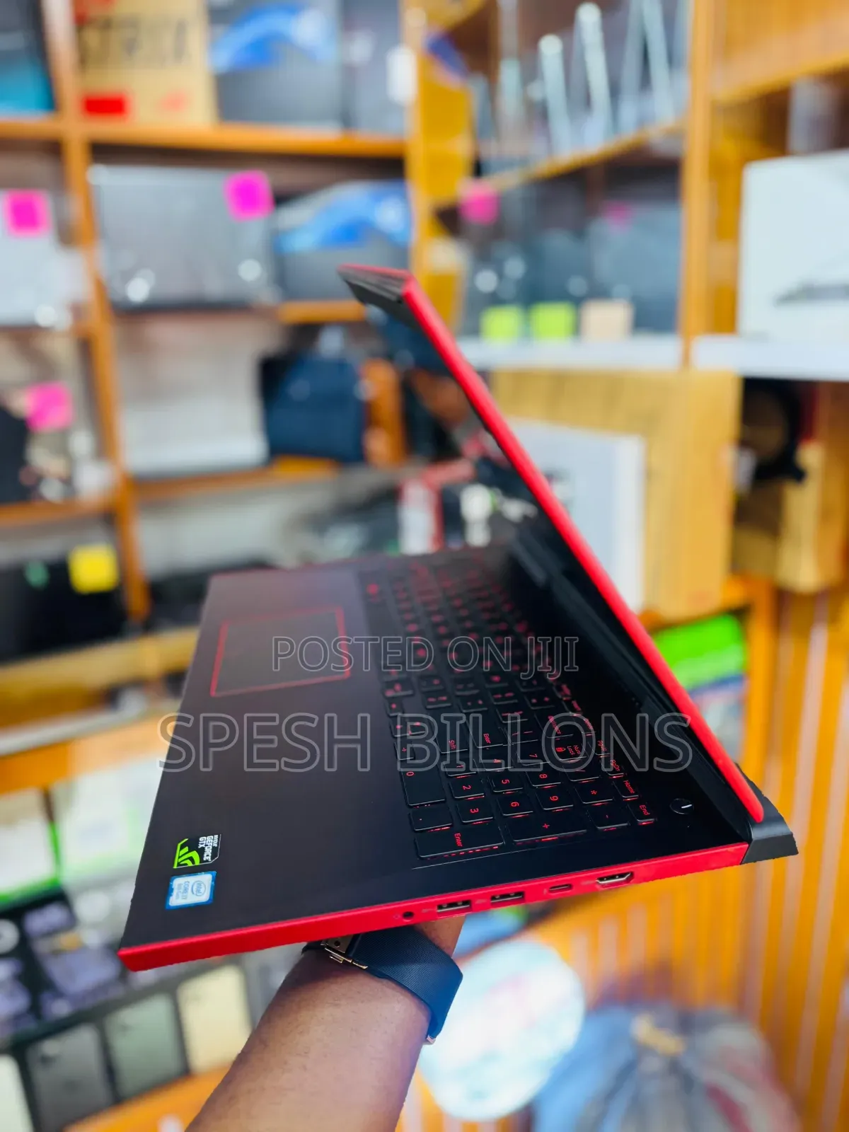 New Laptop Dell G5 16GB Nvidia SSD 512GB