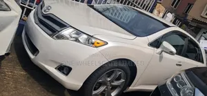 Toyota Venza XLE 4dr Wagon AWD (3.5L 6cyl 6A) 2015 White