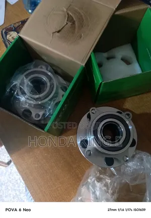 Brand New Front Hub for Acura ZDX 2010