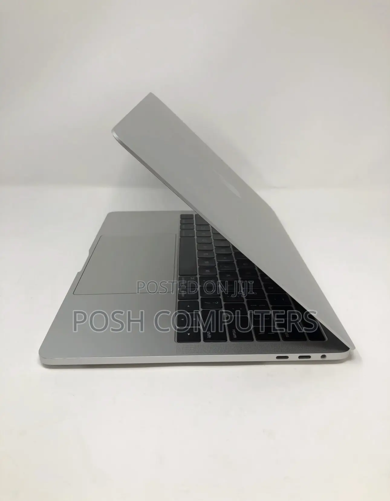 Laptop Apple MacBook Pro 2017 16GB Intel Core I7 SSD 1T