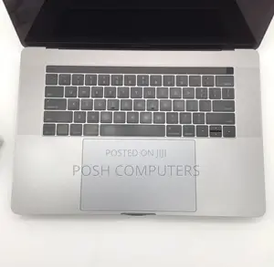 Laptop Apple MacBook Pro 2017 16GB Intel Core I7 SSD 512GB