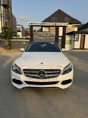 Mercedes-Benz C300 Luxury 4Matic Sedan AWD (2.0L 4cyl 7A) 2016 White