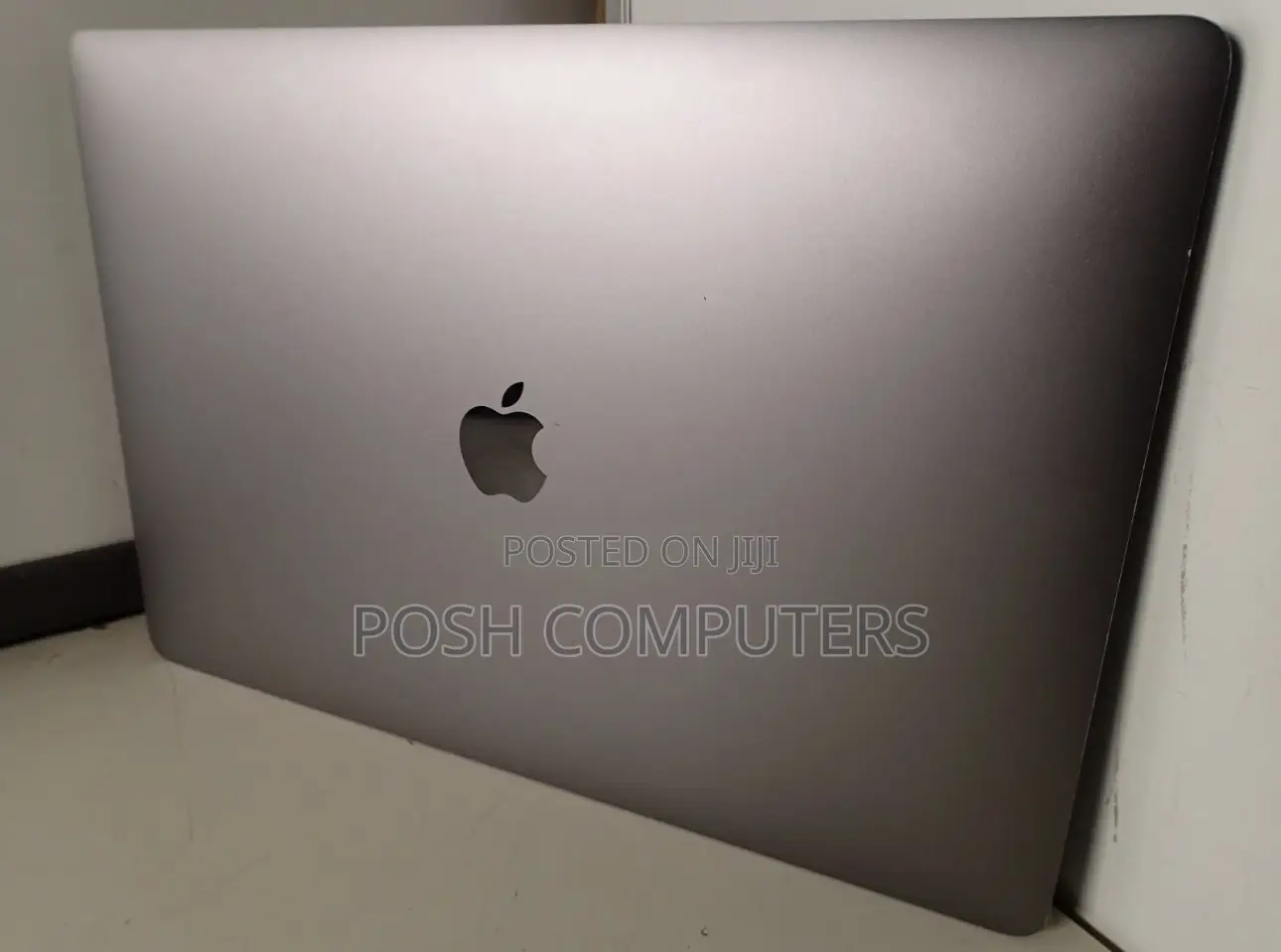 Laptop Apple MacBook Pro 2017 16GB Intel Core I7 SSD 1T