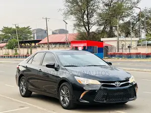 Toyota Camry 2017 Gray